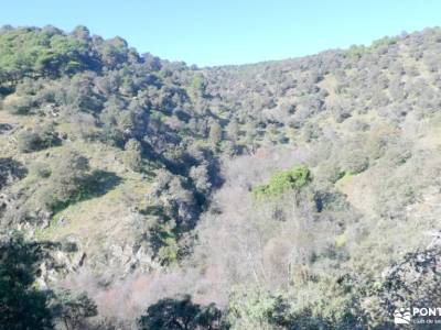 Cañón Río Aulencia-Embalse de Valmenor; señalizacion senderismo marcas senderismo senderismo equipam